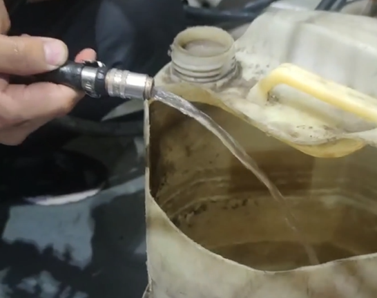 水路清洗機(jī)案例三
