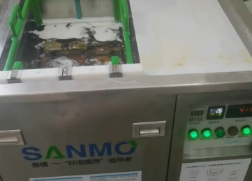 電解清洗機(jī)案例四